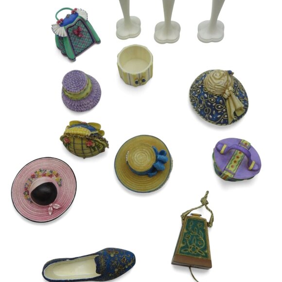 Vintage Hat Purse and Shoe 13 MINIATURE LADY Collectible Figurines - Picture 7 of 10